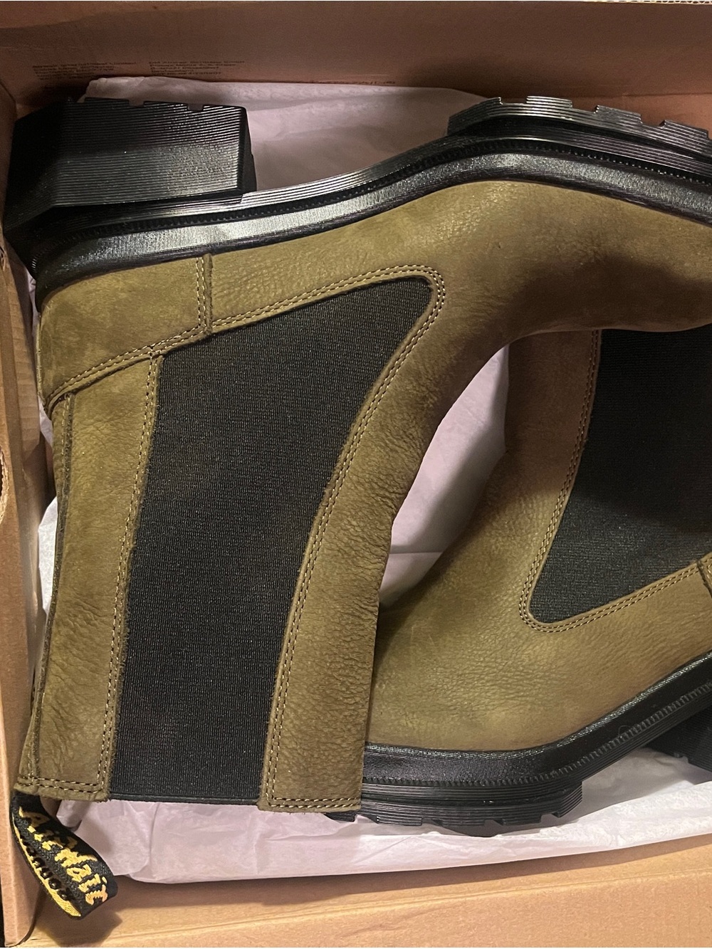 Dr. Martens green women 7 Maybole Chelsea boot new in box square heel detail